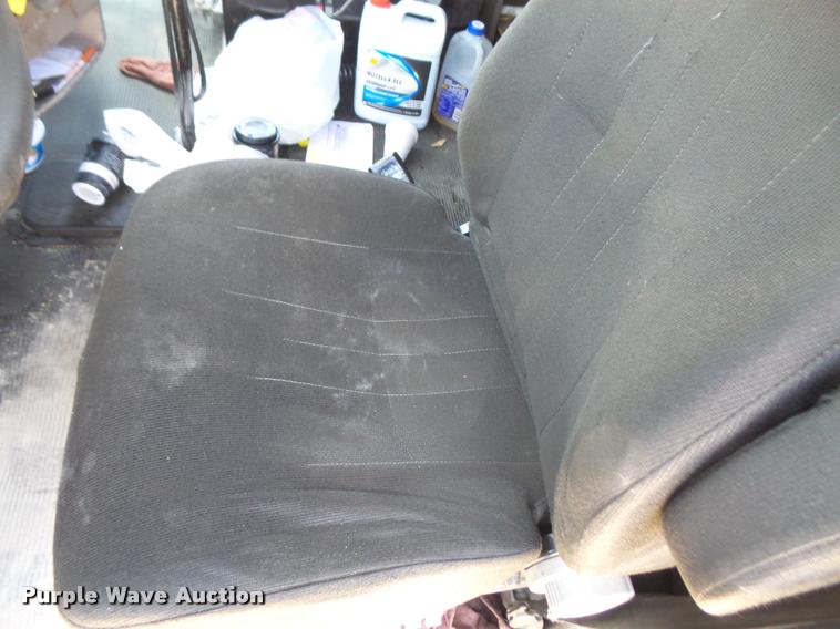 image for item DA6408 2003 Peterbilt 387 semi truck