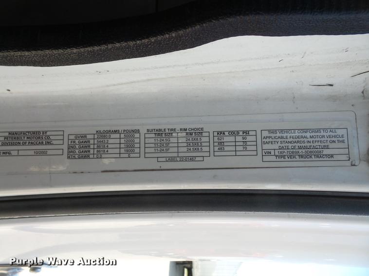 image for item DA6408 2003 Peterbilt 387 semi truck