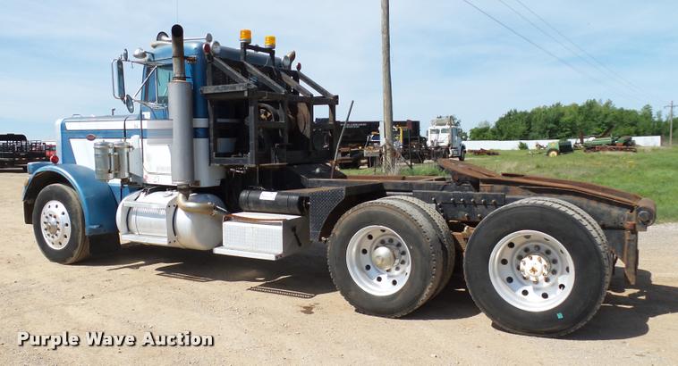 image for item DB4715 1985 Peterbilt 359 winch semi truck