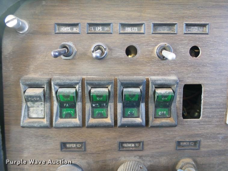 image for item DB4715 1985 Peterbilt 359 winch semi truck