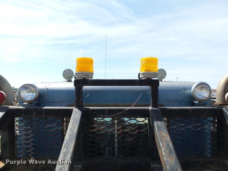 image for item DB4715 1985 Peterbilt 359 winch semi truck