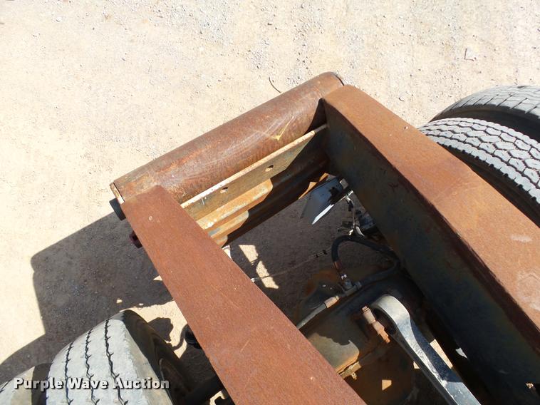 image for item DB4715 1985 Peterbilt 359 winch semi truck