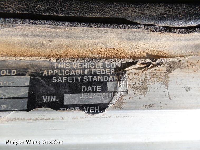 image for item DB4715 1985 Peterbilt 359 winch semi truck