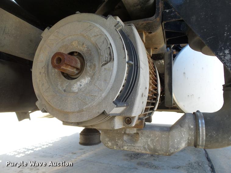 image for item DB4734 2002 Freightliner FLD120 semi truck