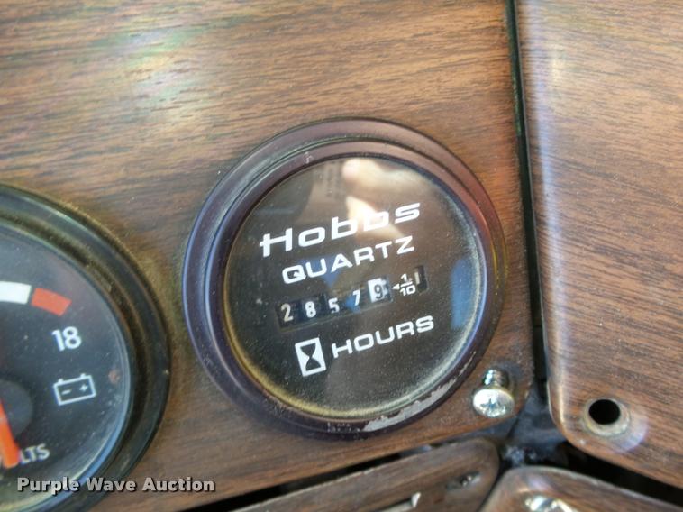 image for item DB4735 2001 Freightliner FLD120 semi truck