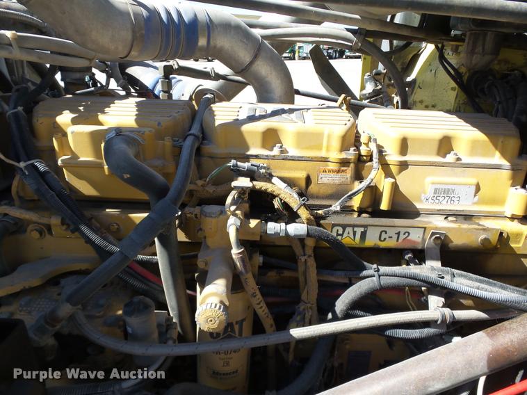 image for item DB4736 2001 Freightliner FLD120 semi truck