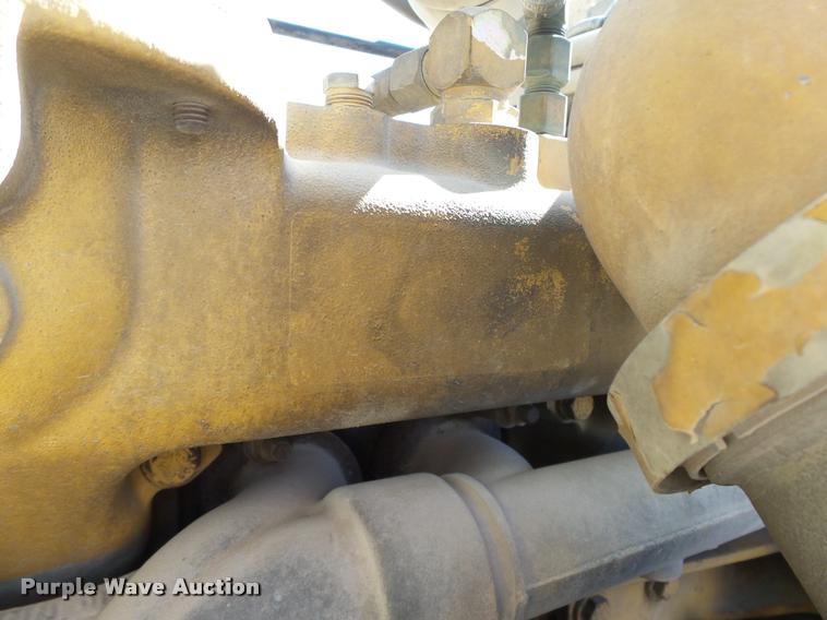 image for item DB4736 2001 Freightliner FLD120 semi truck