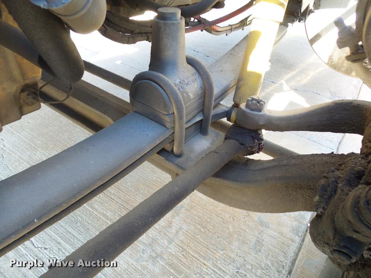 image for item DB4736 2001 Freightliner FLD120 semi truck