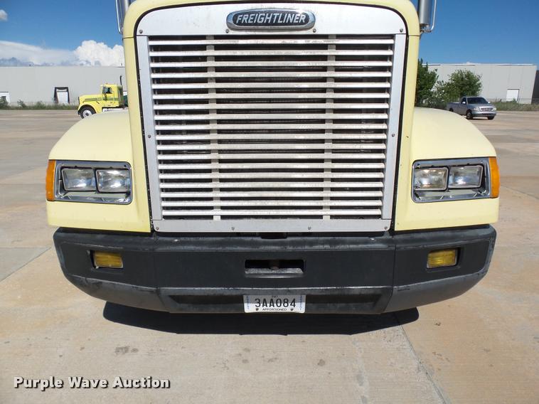 image for item DB4736 2001 Freightliner FLD120 semi truck