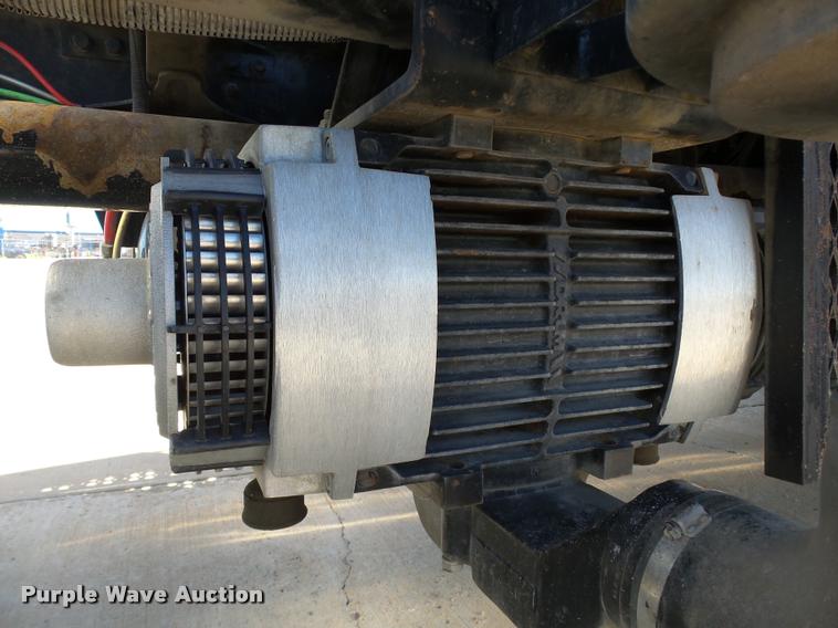 image for item DB4736 2001 Freightliner FLD120 semi truck