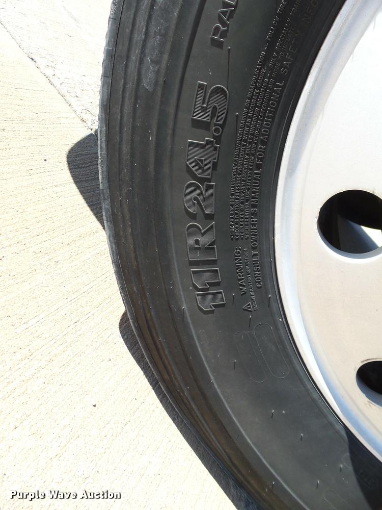 image for item DB4736 2001 Freightliner FLD120 semi truck