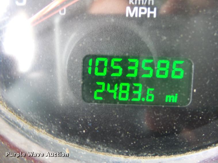 image for item DF9267 2007 Kenworth T600 semi truck