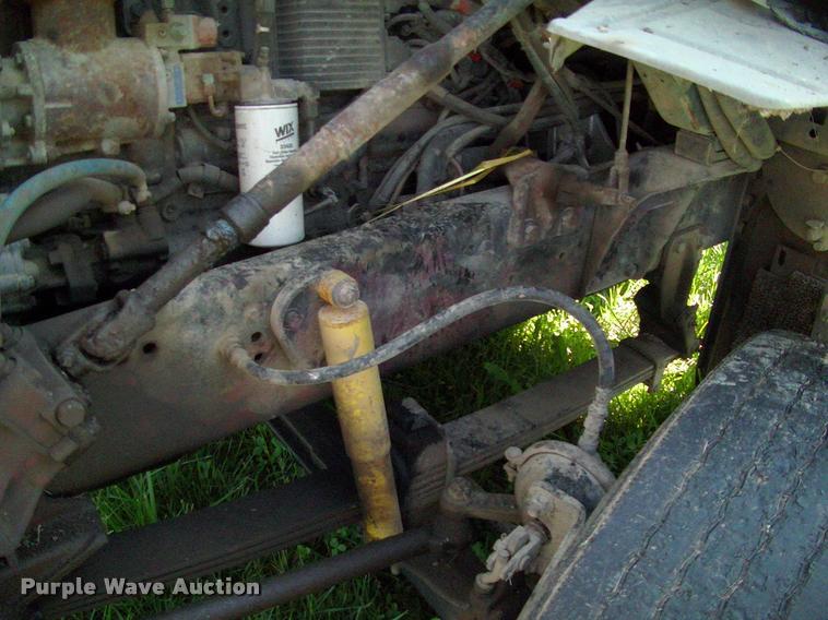 image for item DP9413 1996 Ford LTA9000 Aero Max semi truck