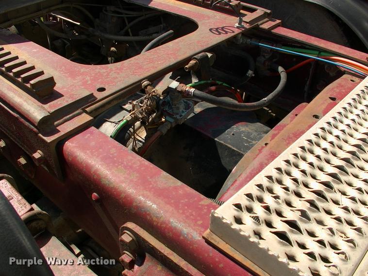 image for item DP9413 1996 Ford LTA9000 Aero Max semi truck