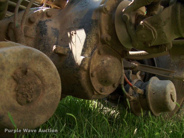 image for item DP9413 1996 Ford LTA9000 Aero Max semi truck