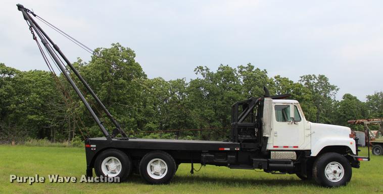 image for item L3150 1979 International F2574 winch truck