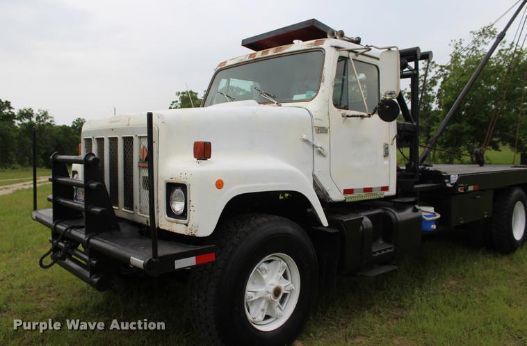 image for item L3150 1979 International F2574 winch truck