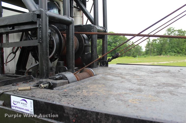 image for item L3150 1979 International F2574 winch truck