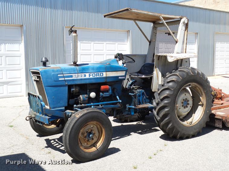 image for item AP9252 1979 Ford 3600 tractor