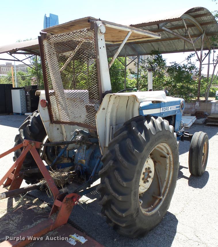 image for item AP9252 1979 Ford 3600 tractor