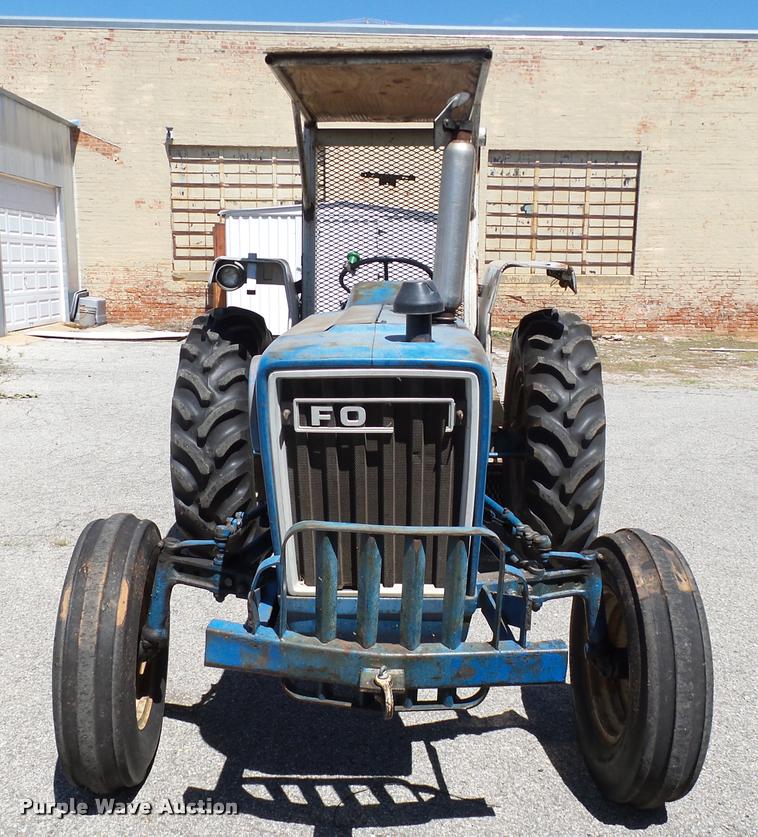 image for item AP9252 1979 Ford 3600 tractor