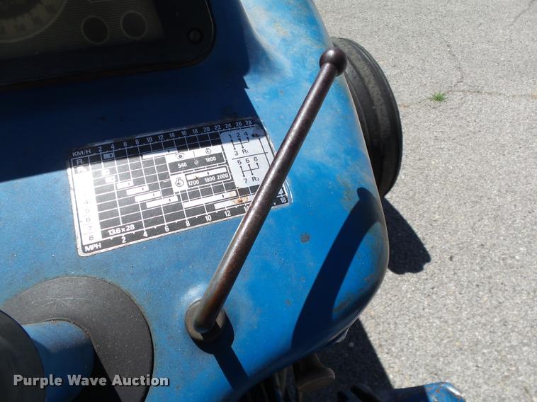 image for item AP9252 1979 Ford 3600 tractor