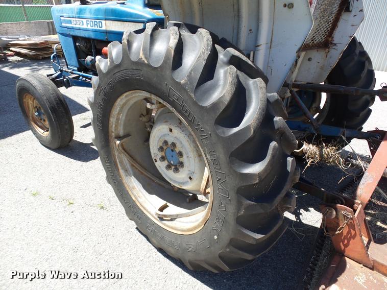 image for item AP9252 1979 Ford 3600 tractor