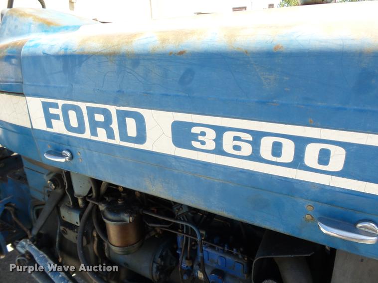 image for item AP9252 1979 Ford 3600 tractor