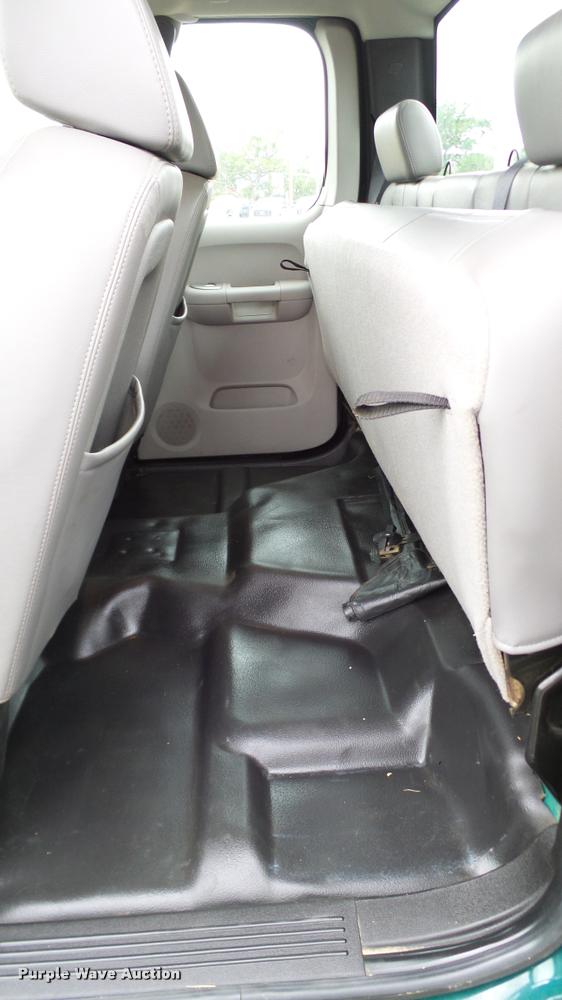 image for item DA6198 2008 Chevrolet Silverado 1500 Ext. Cab pickup truck