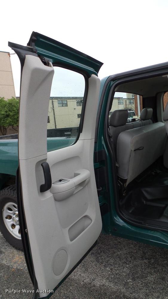 image for item DA6198 2008 Chevrolet Silverado 1500 Ext. Cab pickup truck