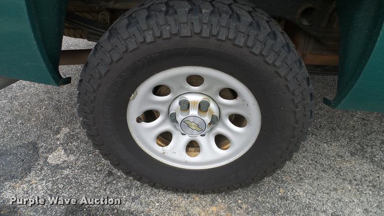 image for item DA6198 2008 Chevrolet Silverado 1500 Ext. Cab pickup truck