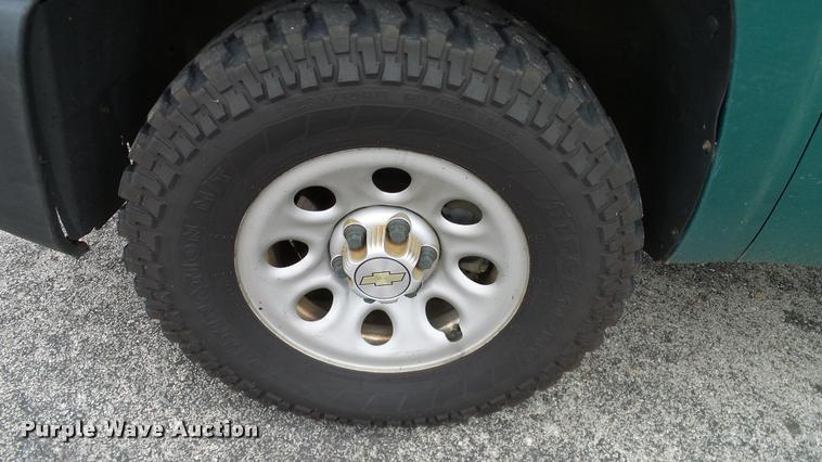 image for item DA6198 2008 Chevrolet Silverado 1500 Ext. Cab pickup truck