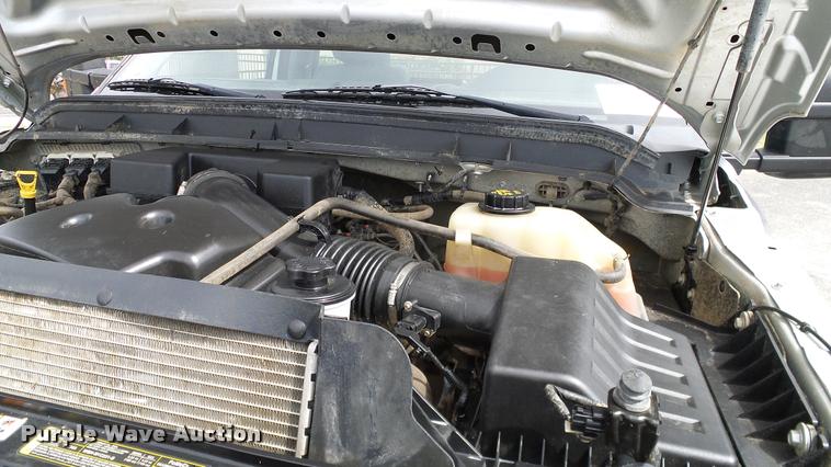 image for item DA6199 2011 Ford F250 Super Duty XL pickup truck