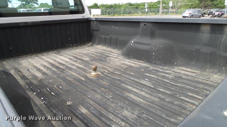 image for item DA6199 2011 Ford F250 Super Duty XL pickup truck