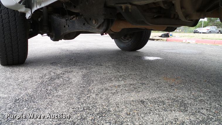 image for item DA6199 2011 Ford F250 Super Duty XL pickup truck