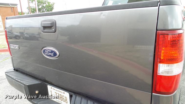 image for item DA6200 2005 Ford F150 XL SuperCab pickup truck