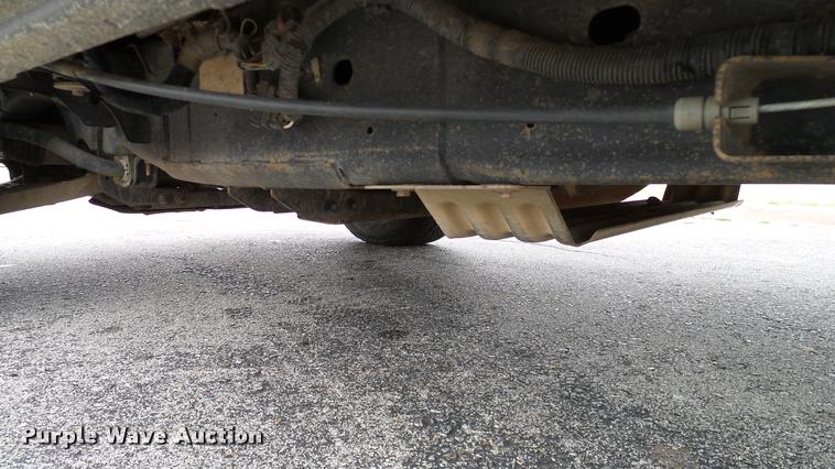 image for item DA6200 2005 Ford F150 XL SuperCab pickup truck