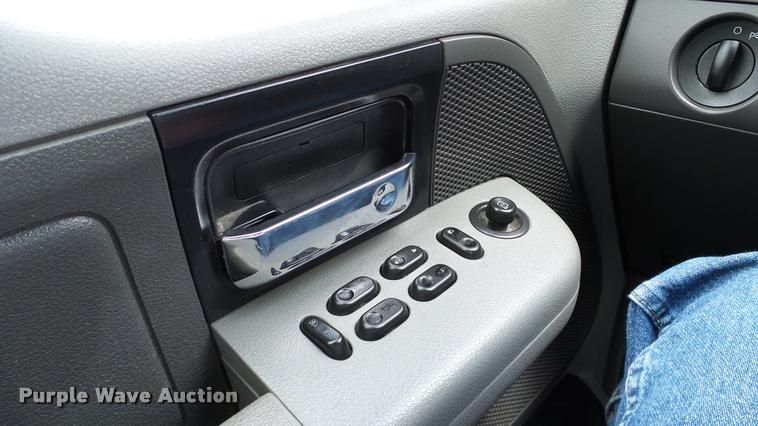image for item DA6201 2007 Ford F150 XL SuperCab pickup truck