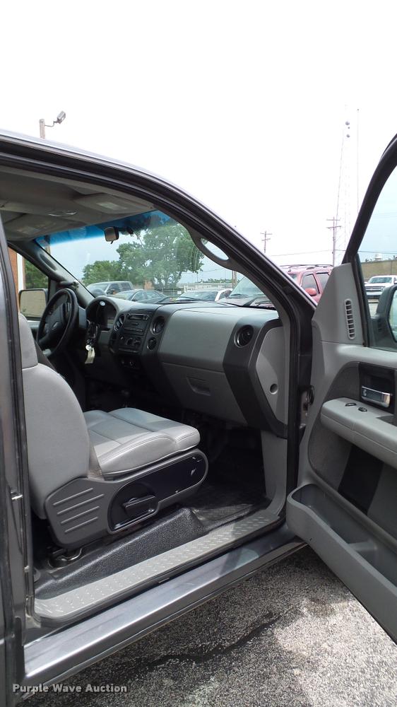 image for item DA6201 2007 Ford F150 XL SuperCab pickup truck