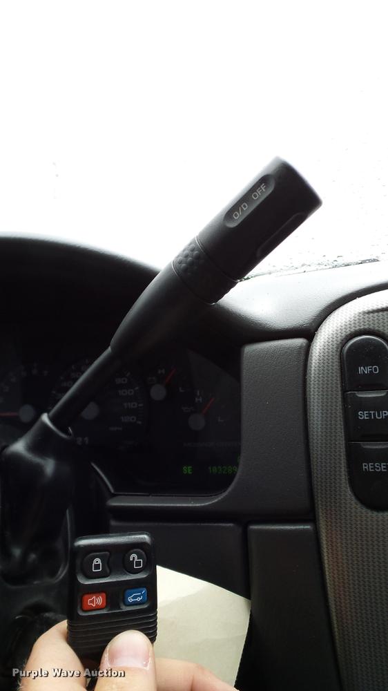 image for item DA6202 2005 Ford Explorer XLT SUV