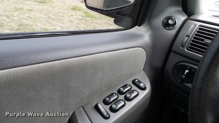 image for item DA6202 2005 Ford Explorer XLT SUV
