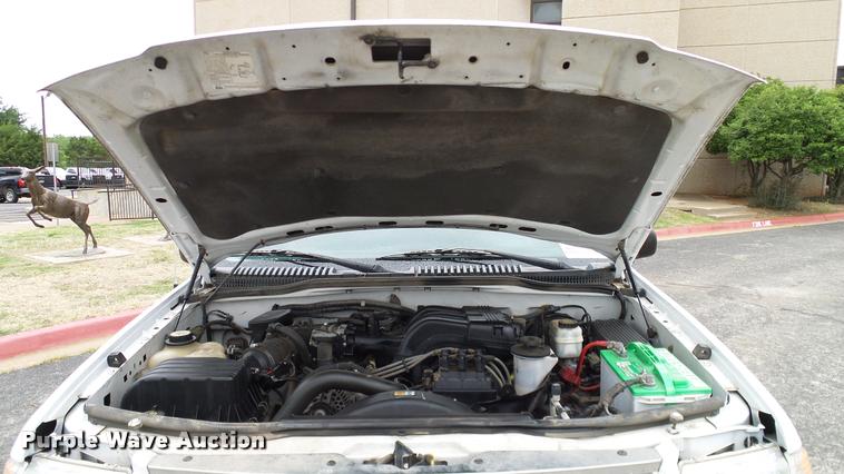 image for item DA6202 2005 Ford Explorer XLT SUV