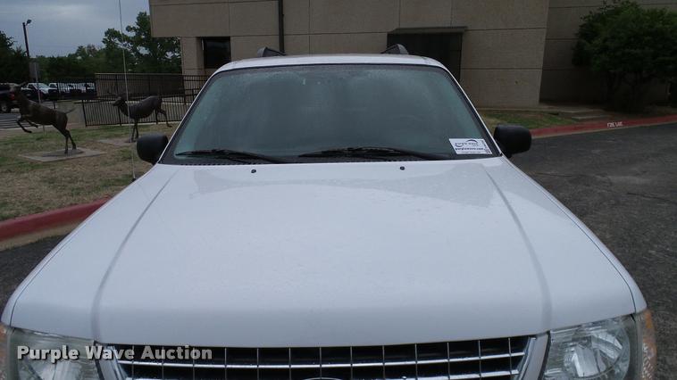 image for item DA6202 2005 Ford Explorer XLT SUV