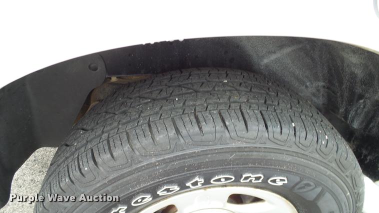 image for item DA6202 2005 Ford Explorer XLT SUV