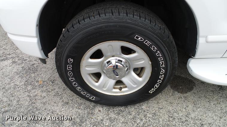 image for item DA6202 2005 Ford Explorer XLT SUV