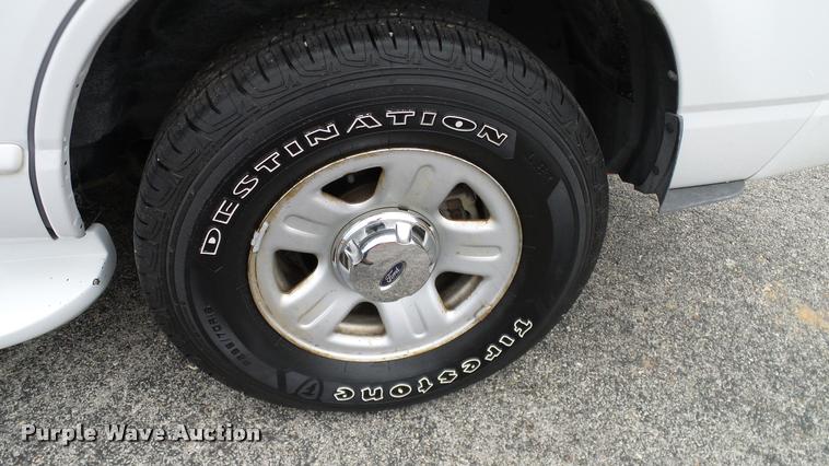 image for item DA6202 2005 Ford Explorer XLT SUV