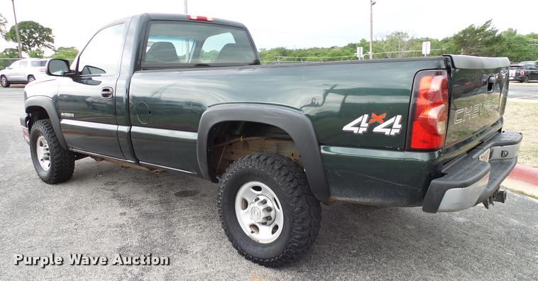image for item DA6204 2006 Chevrolet Silverado 2500HD pickup truck