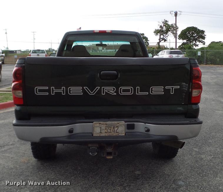 image for item DA6204 2006 Chevrolet Silverado 2500HD pickup truck