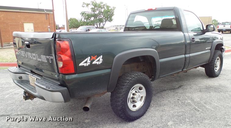 image for item DA6204 2006 Chevrolet Silverado 2500HD pickup truck
