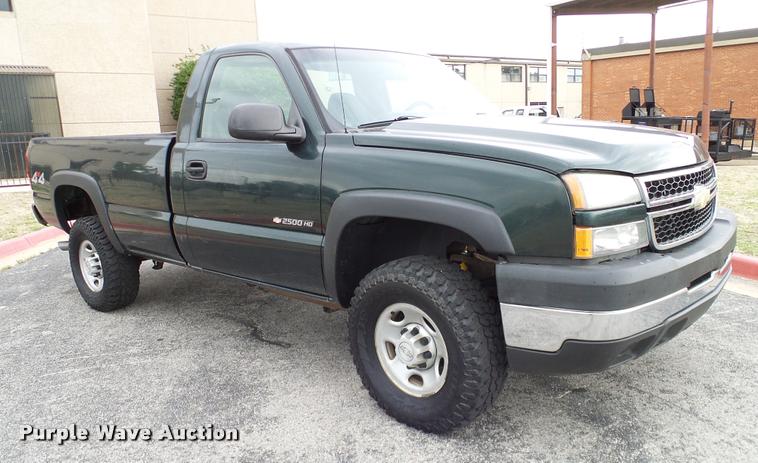 image for item DA6204 2006 Chevrolet Silverado 2500HD pickup truck